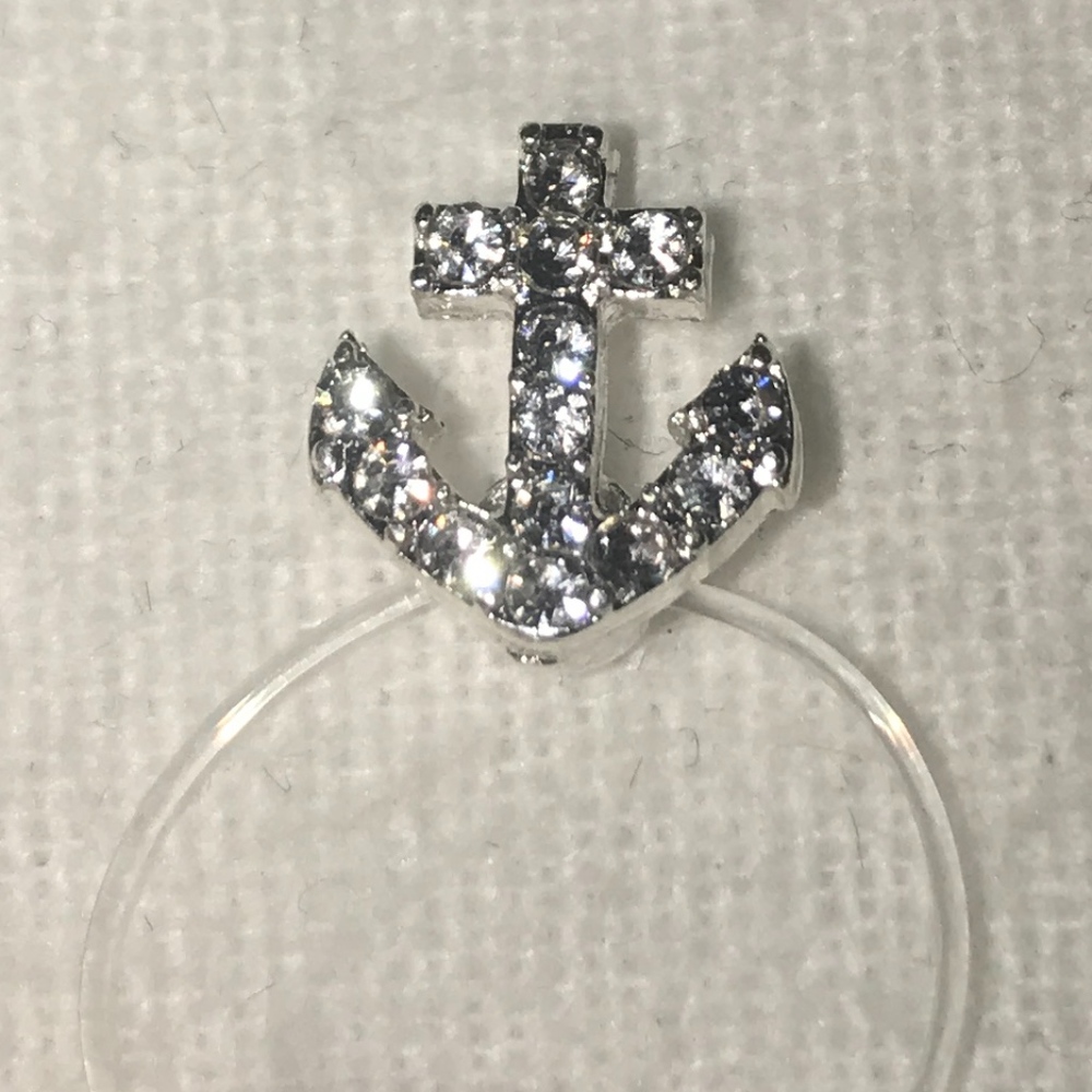Rhinestone anchor toe ring NWT